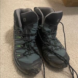 Salomon Men's Black and Green Athletic Shoes